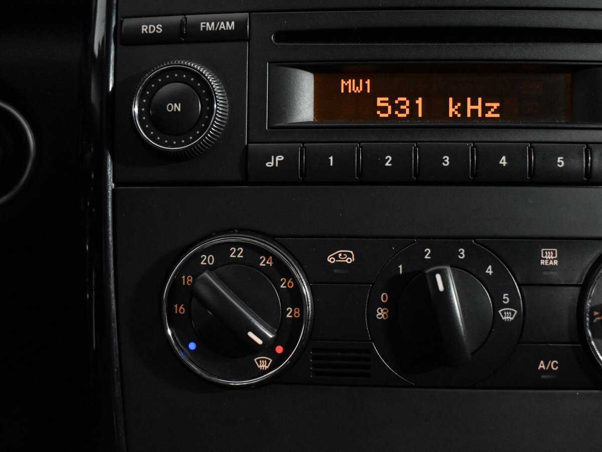 Mercedes-Benz A-Класс 2012