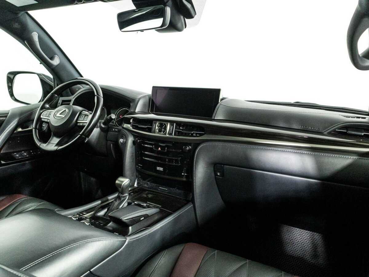 Lexus LX
