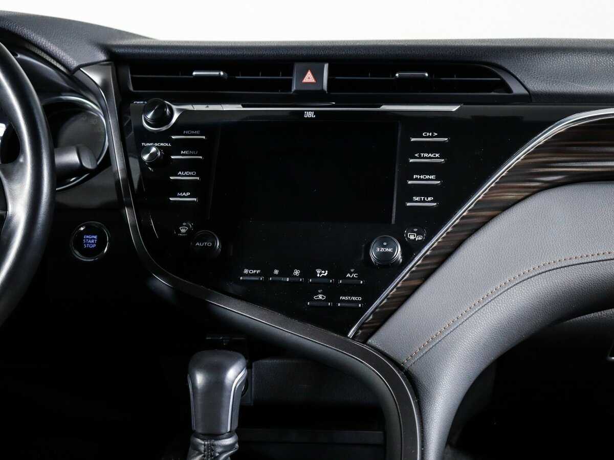 Toyota Camry 2018