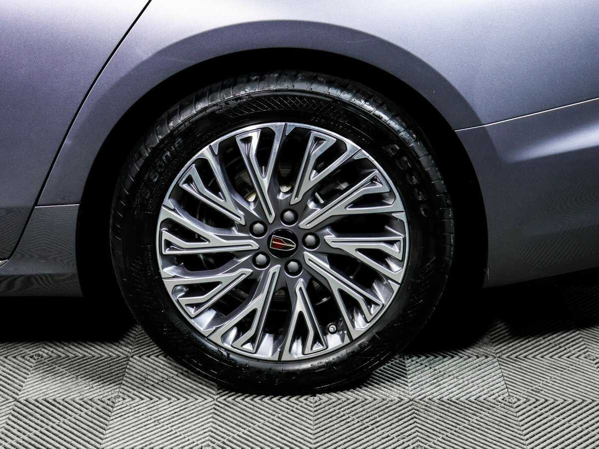 Hongqi H5 2022