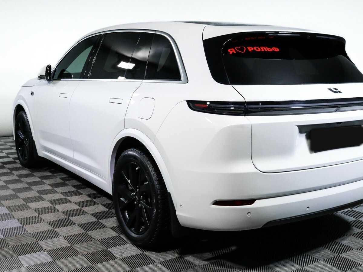 Li Auto (Lixiang) L7 2024