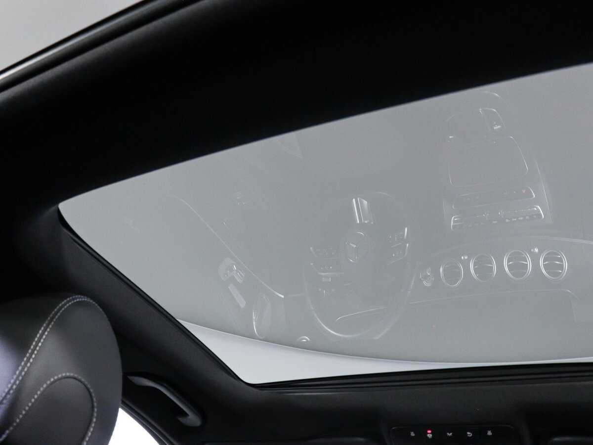 Mercedes-Benz E-Класс 2021