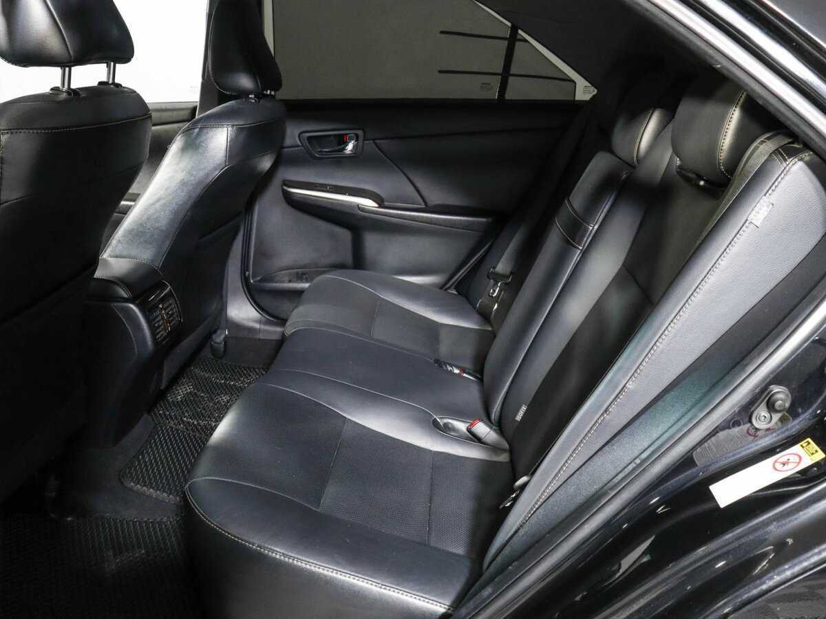 Toyota Camry 2015