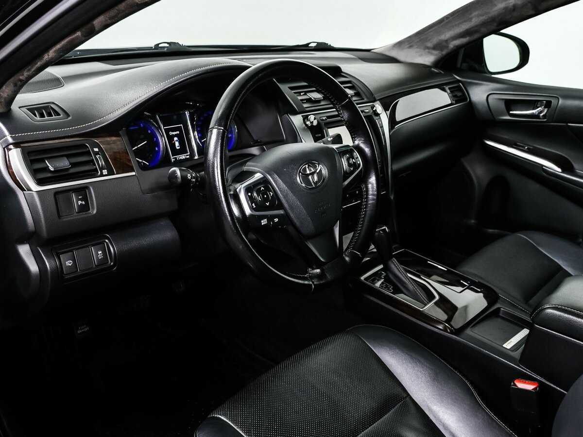 Toyota Camry 2017