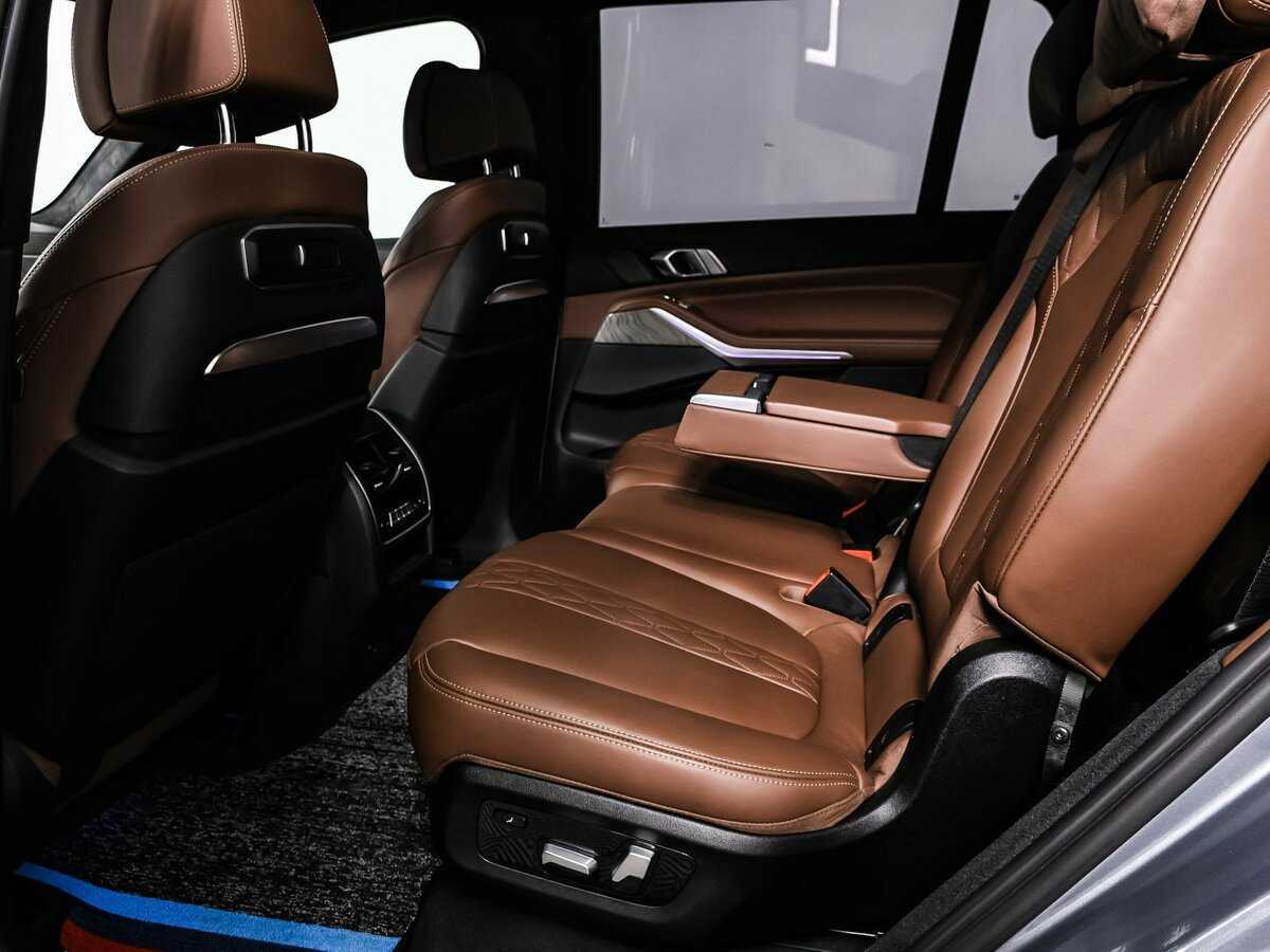 BMW X7 2023