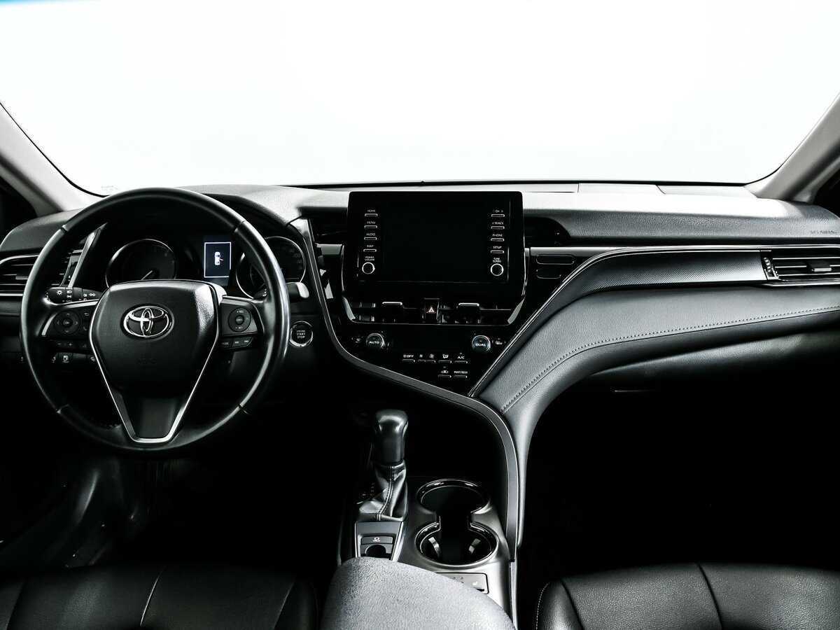 Toyota Camry 2022
