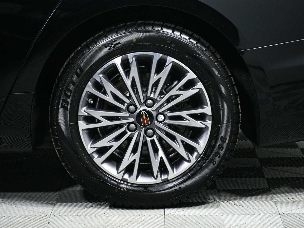Hongqi H5 2022