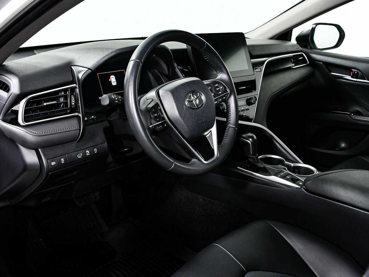 Toyota Camry 2023
