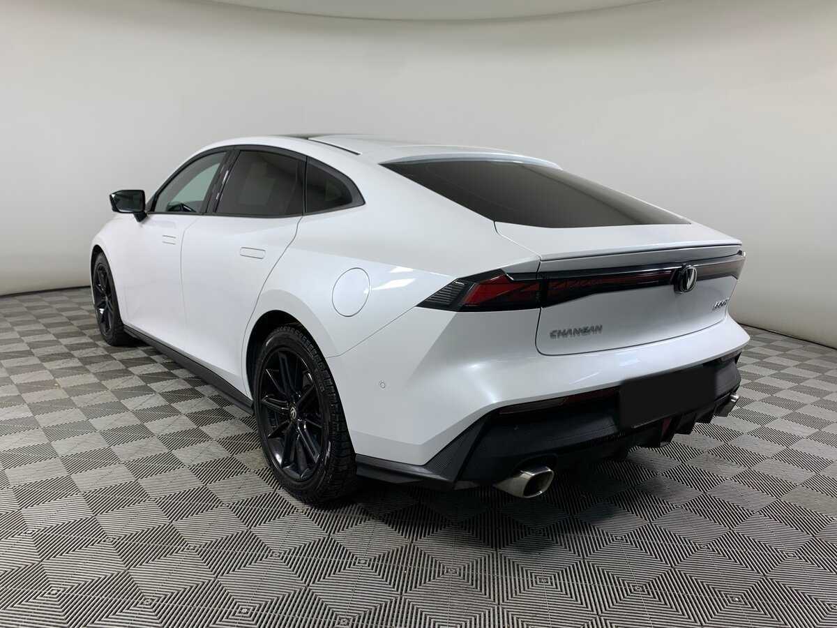 Changan UNI-V 2024