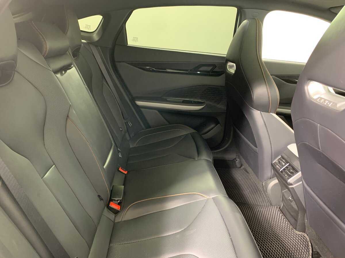 Changan UNI-V 2024