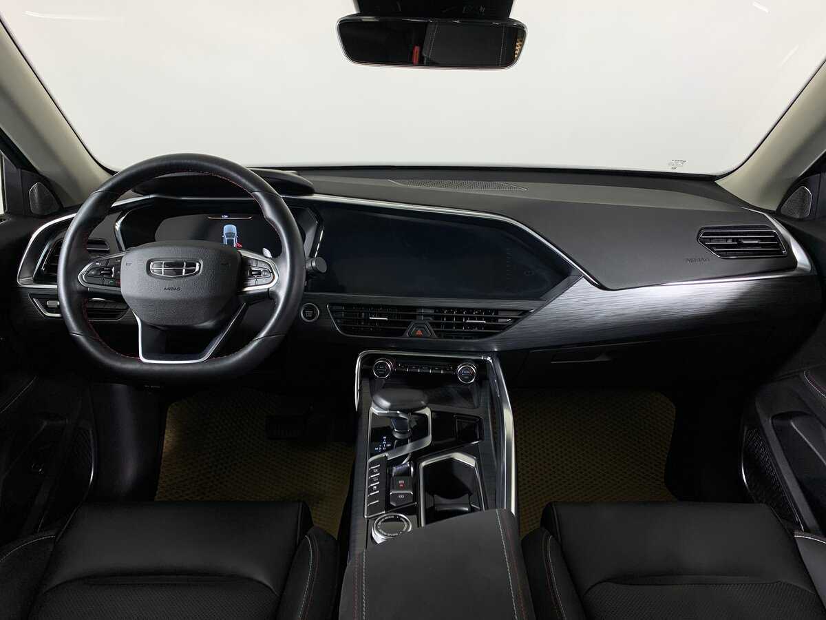 Geely Tugella 2021