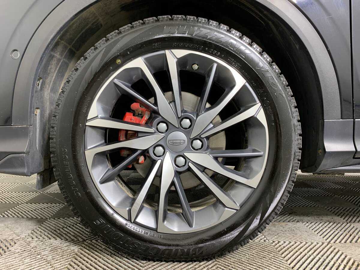 Geely Coolray 2021