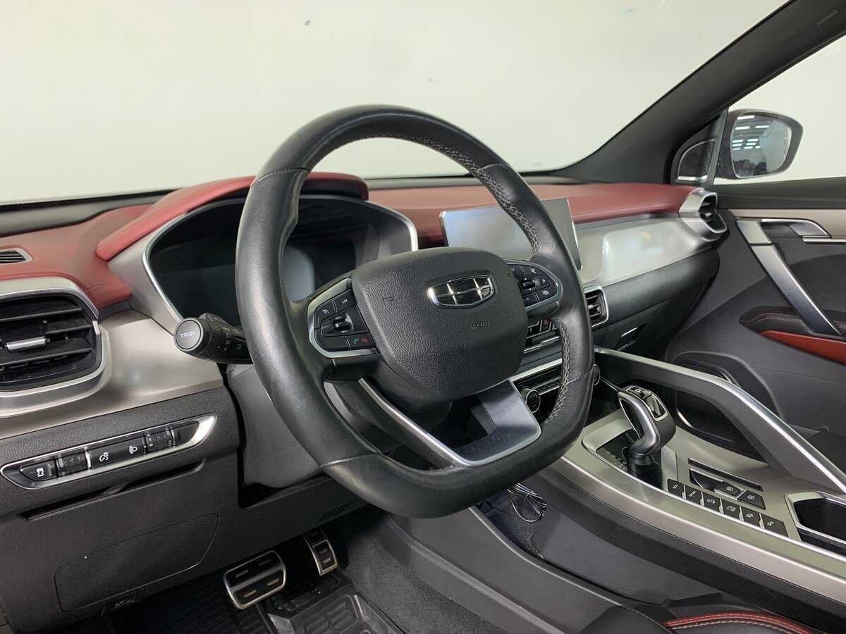 Geely Coolray 2021