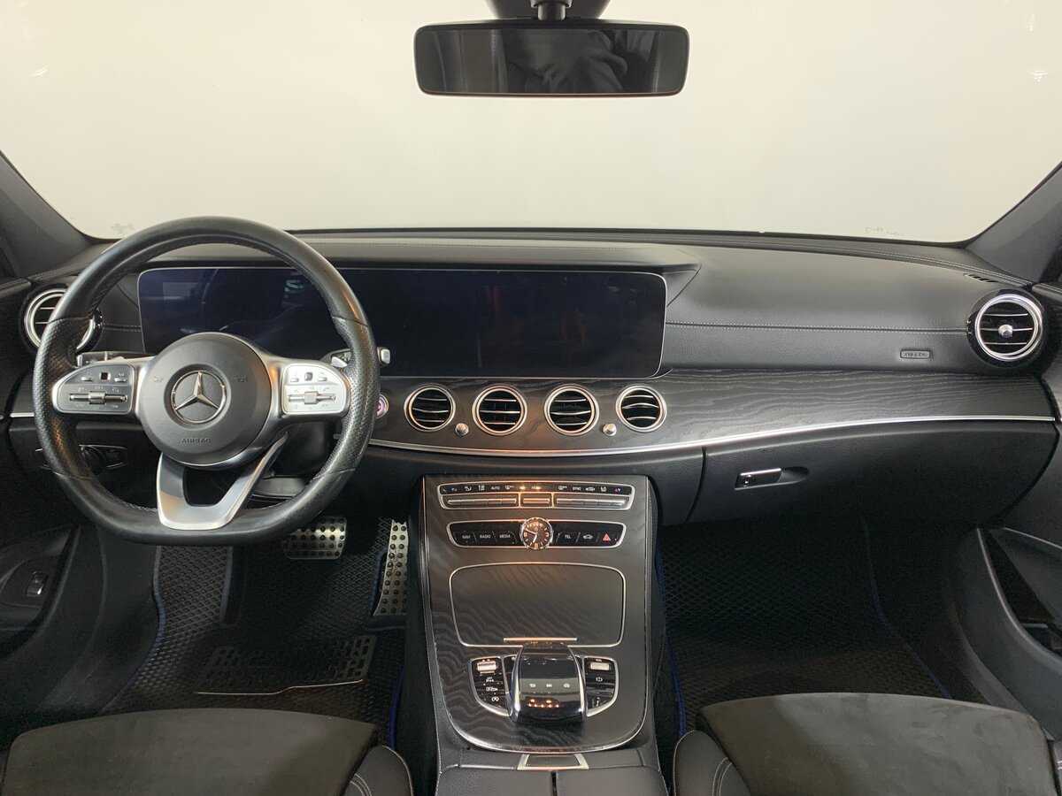 Mercedes-Benz E-Класс 2020