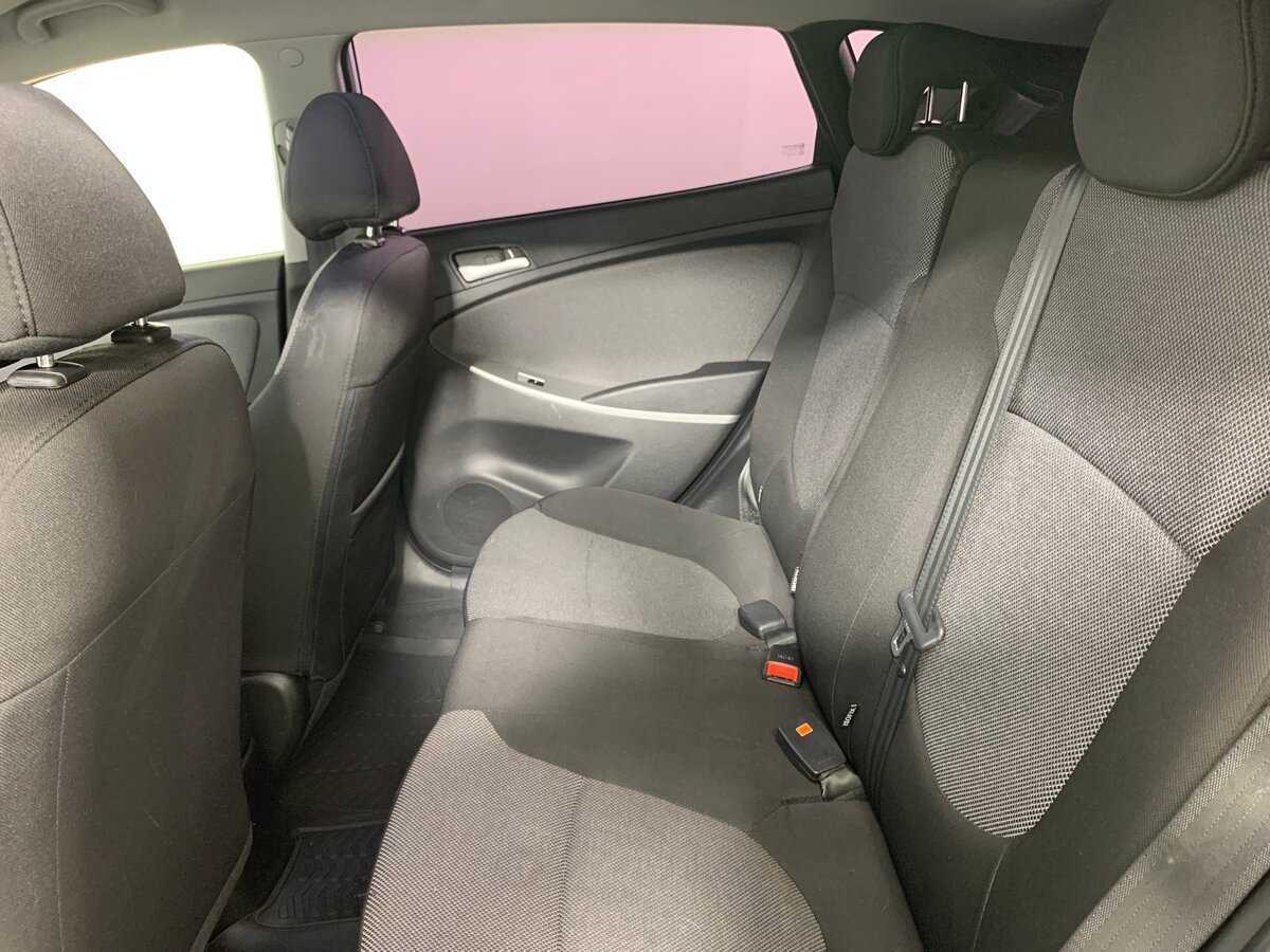 Hyundai Solaris 2013