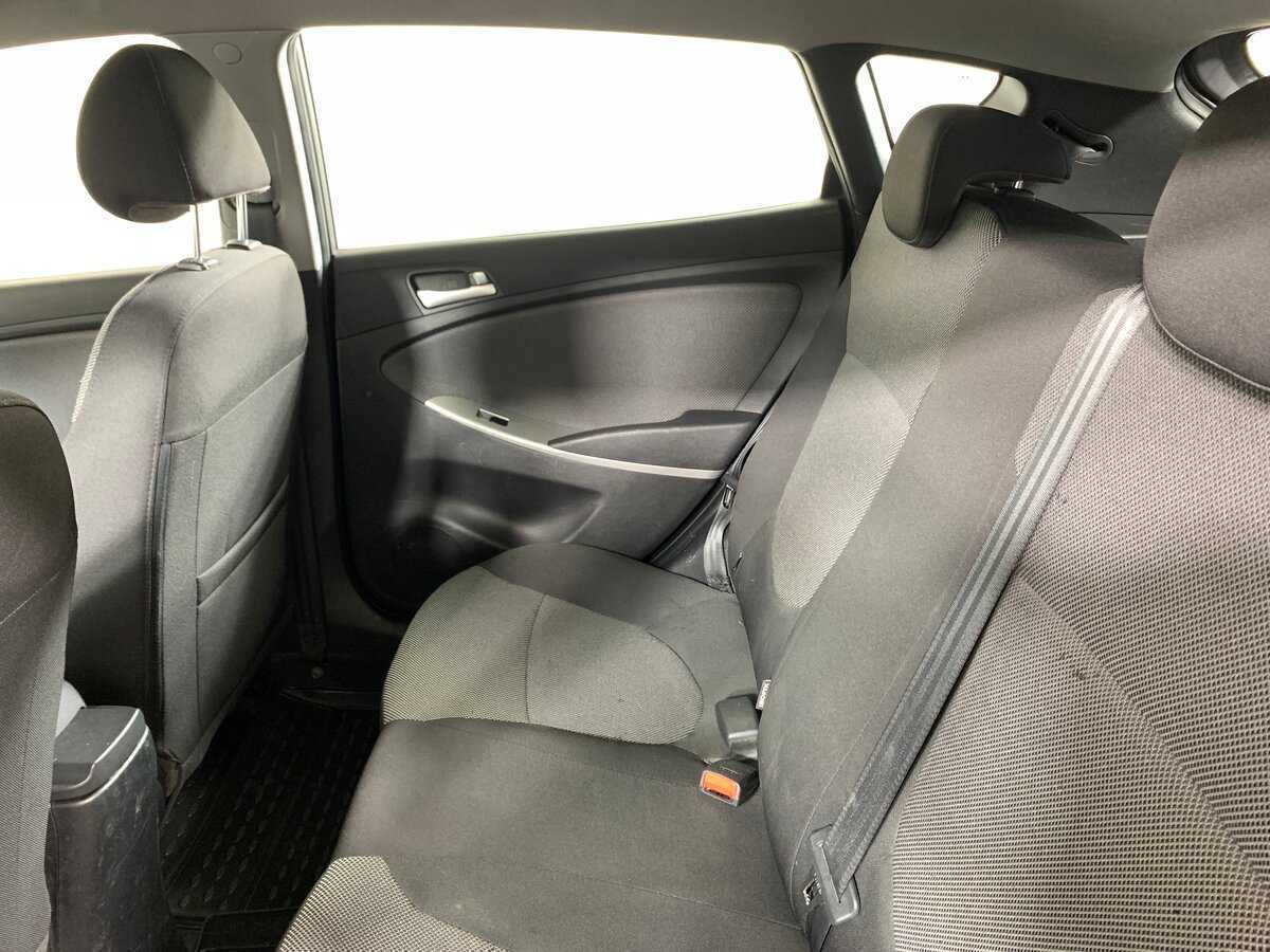Hyundai Solaris 2012