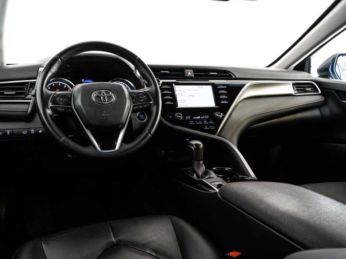 Toyota Camry 2020