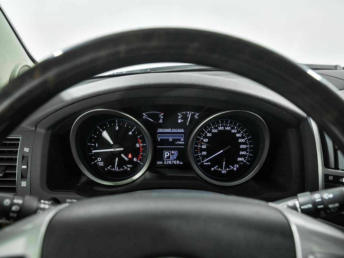 Toyota Land Cruiser 2012
