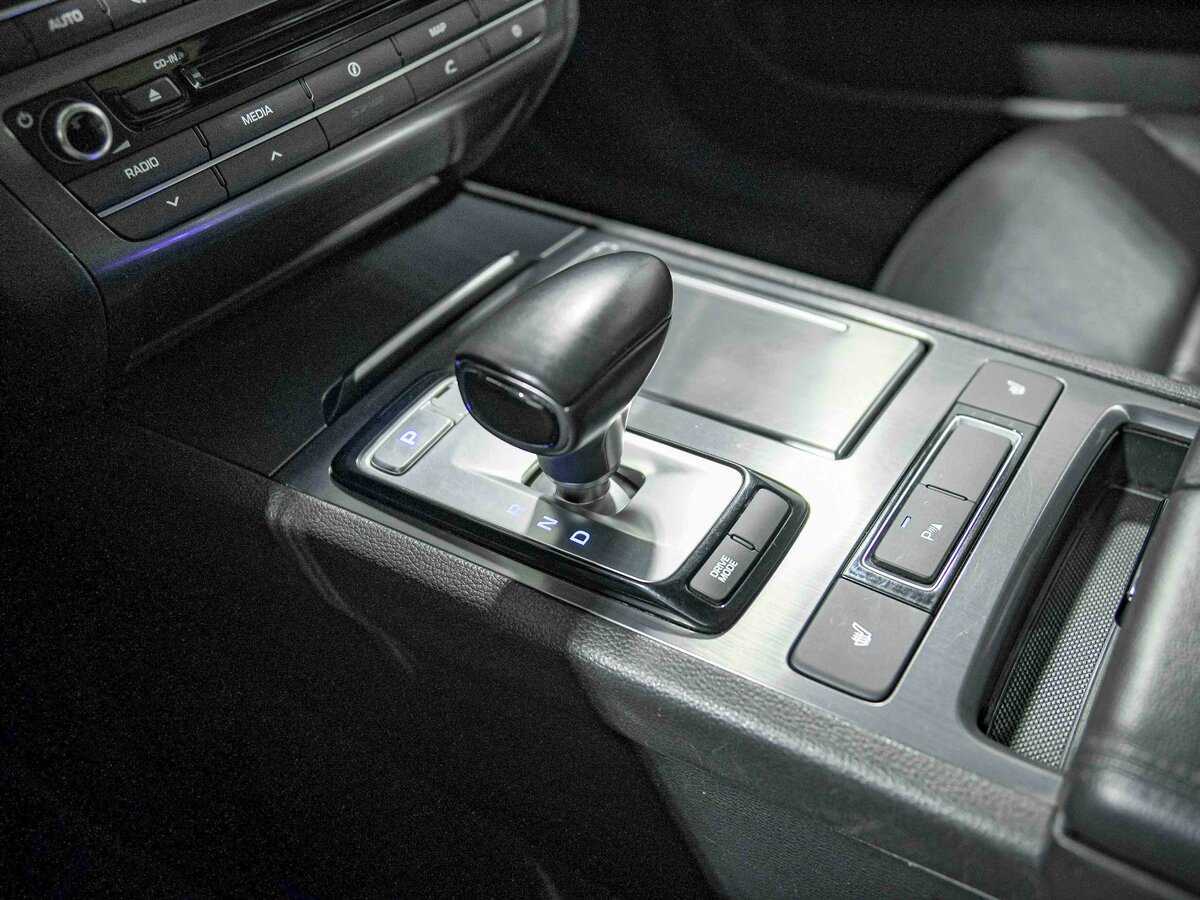 Genesis G80 2017