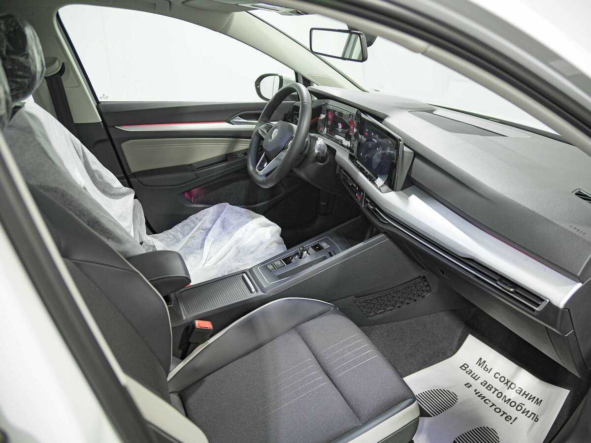 Volkswagen Golf 2024