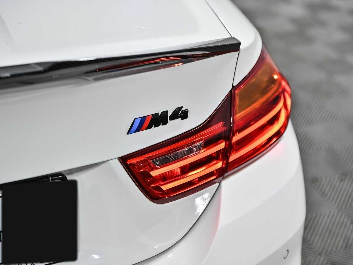 BMW M4 2016