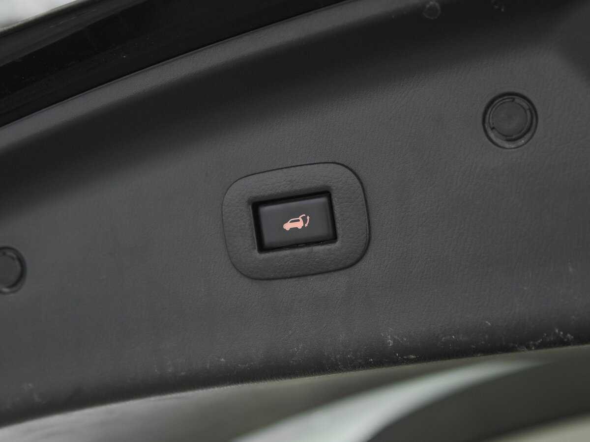Nissan Patrol 2012