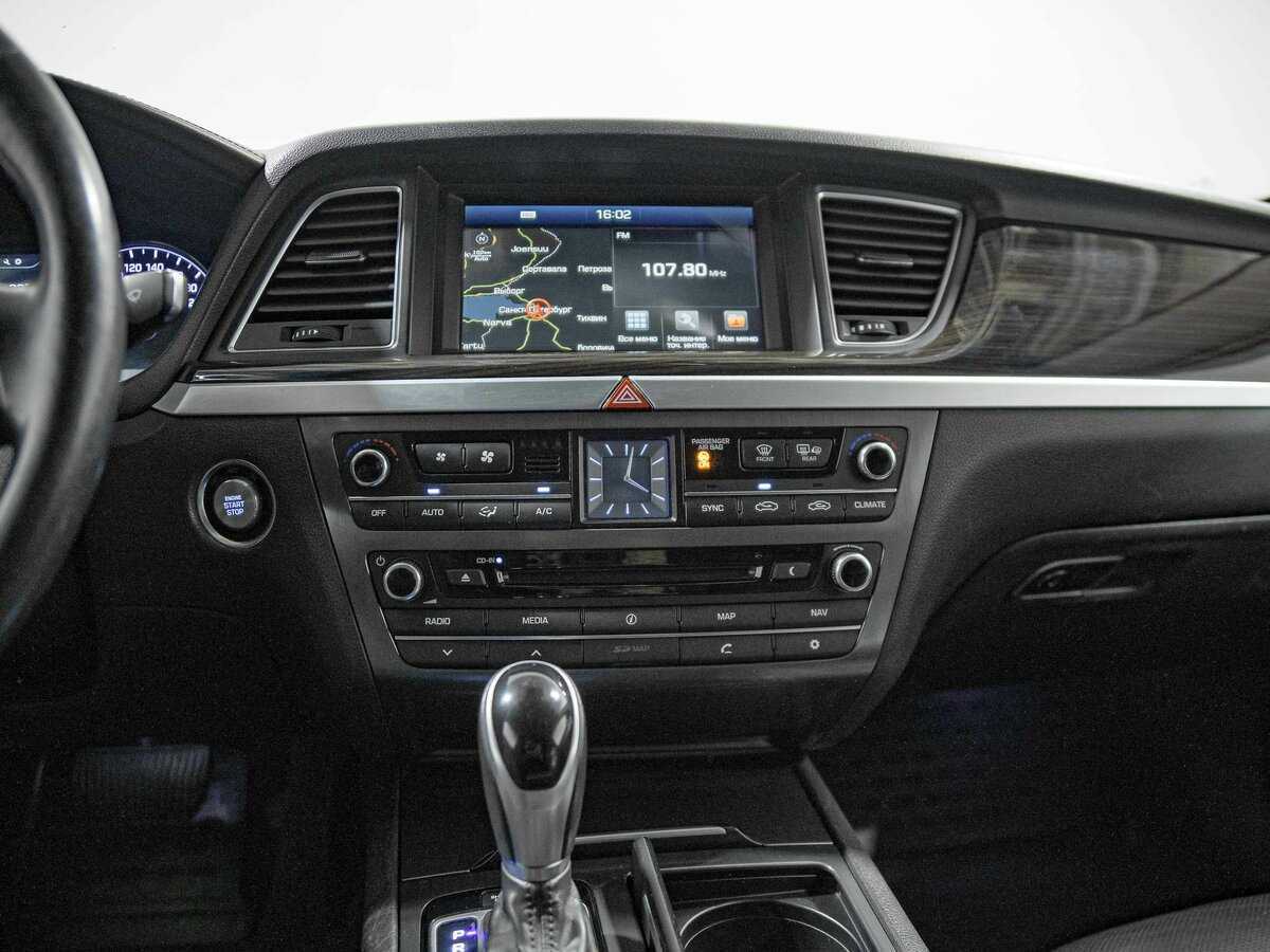 Hyundai Genesis 2014