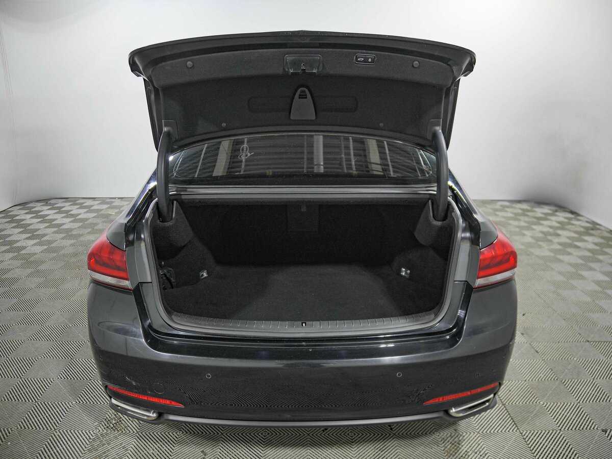 Hyundai Genesis 2014