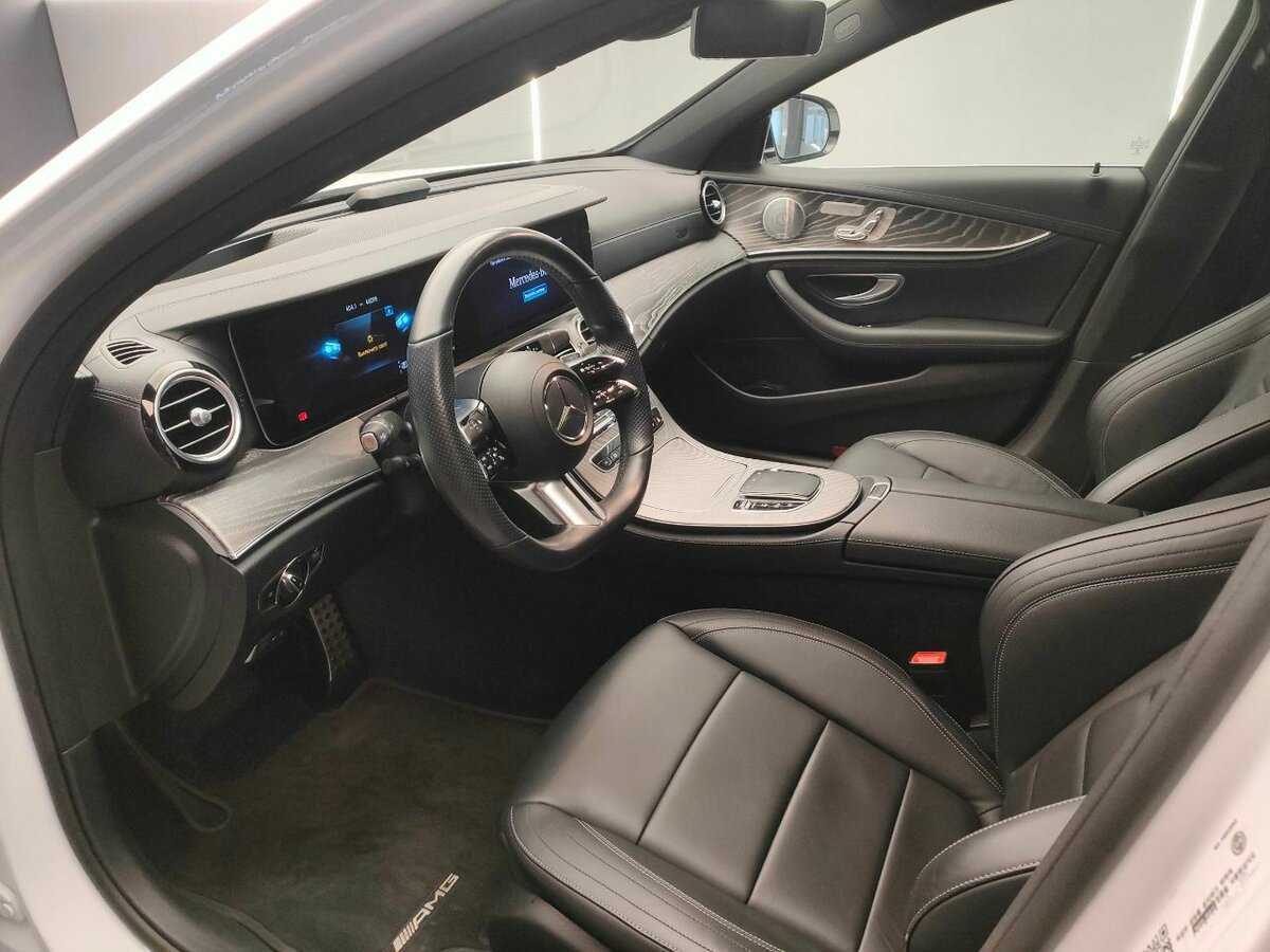 Mercedes-Benz E-Класс 2020