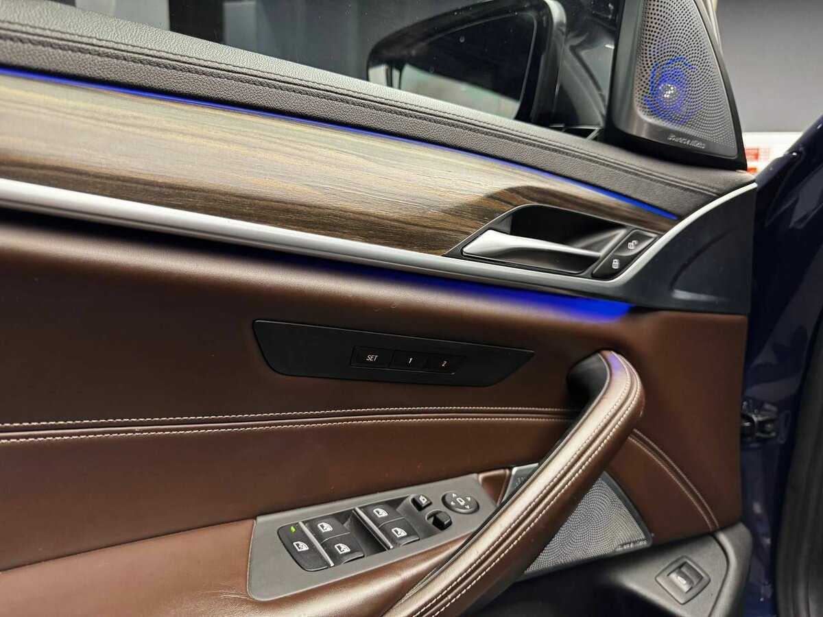 BMW 5 серии 2018