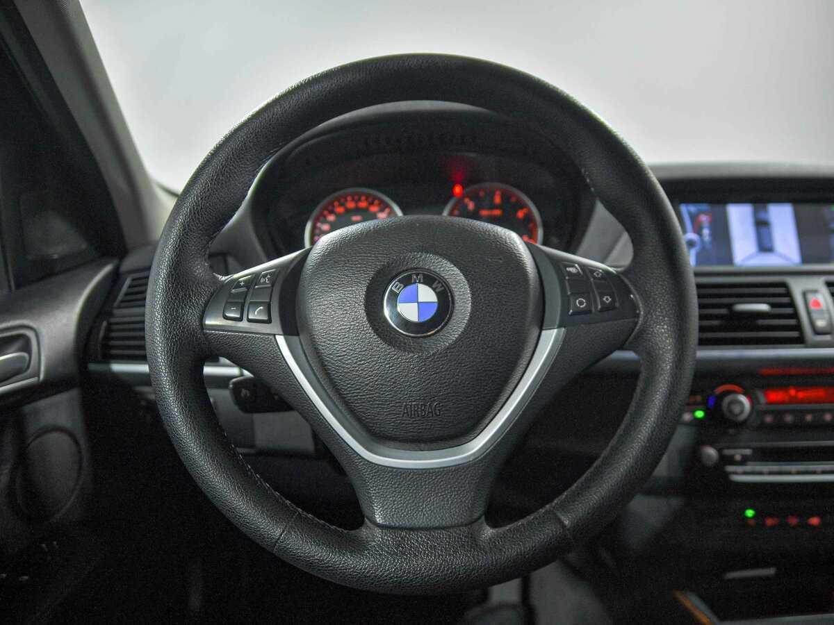 BMW X5 2011