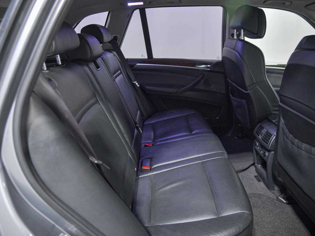 BMW X5 2011
