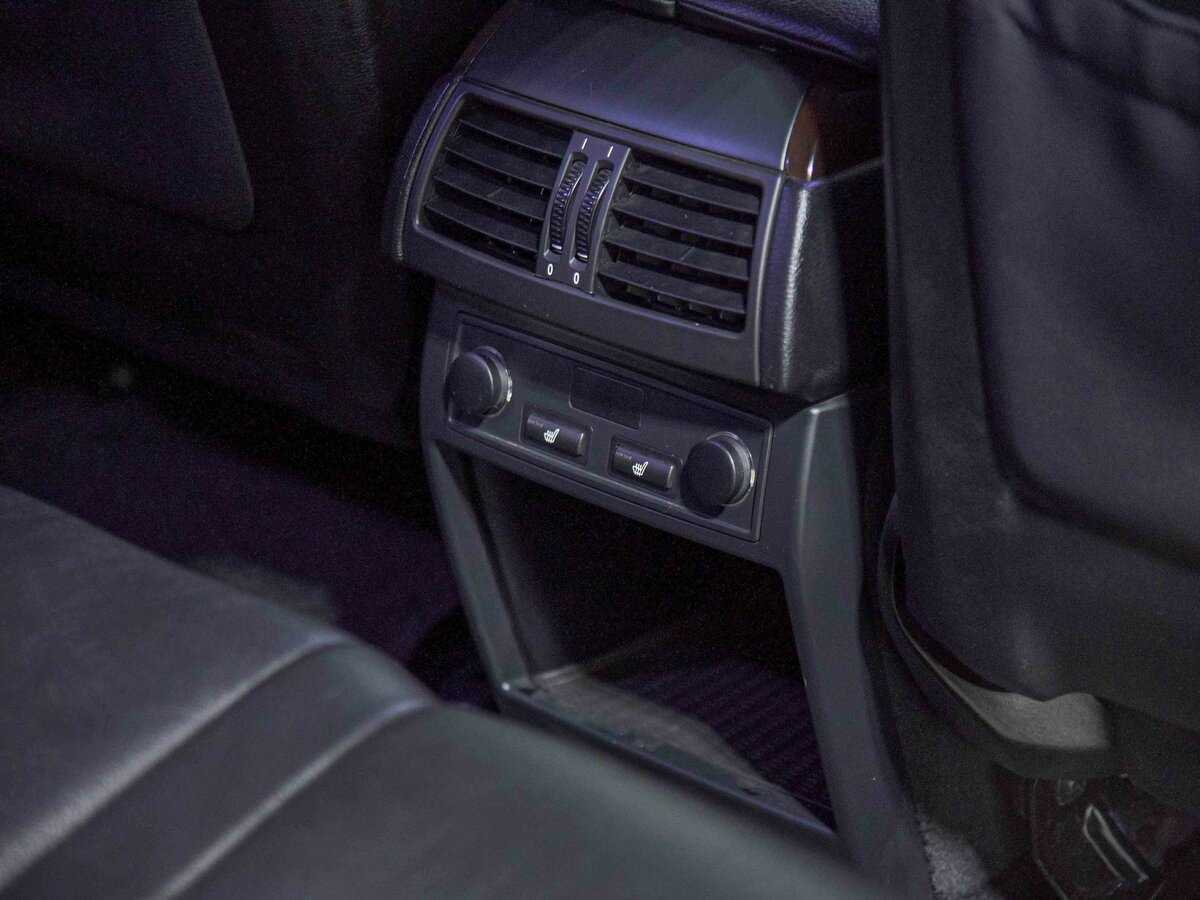 BMW X5 2011