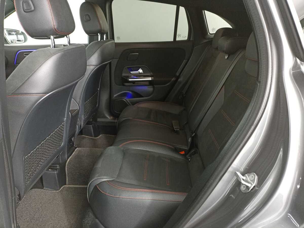 Mercedes-Benz GLA 2021