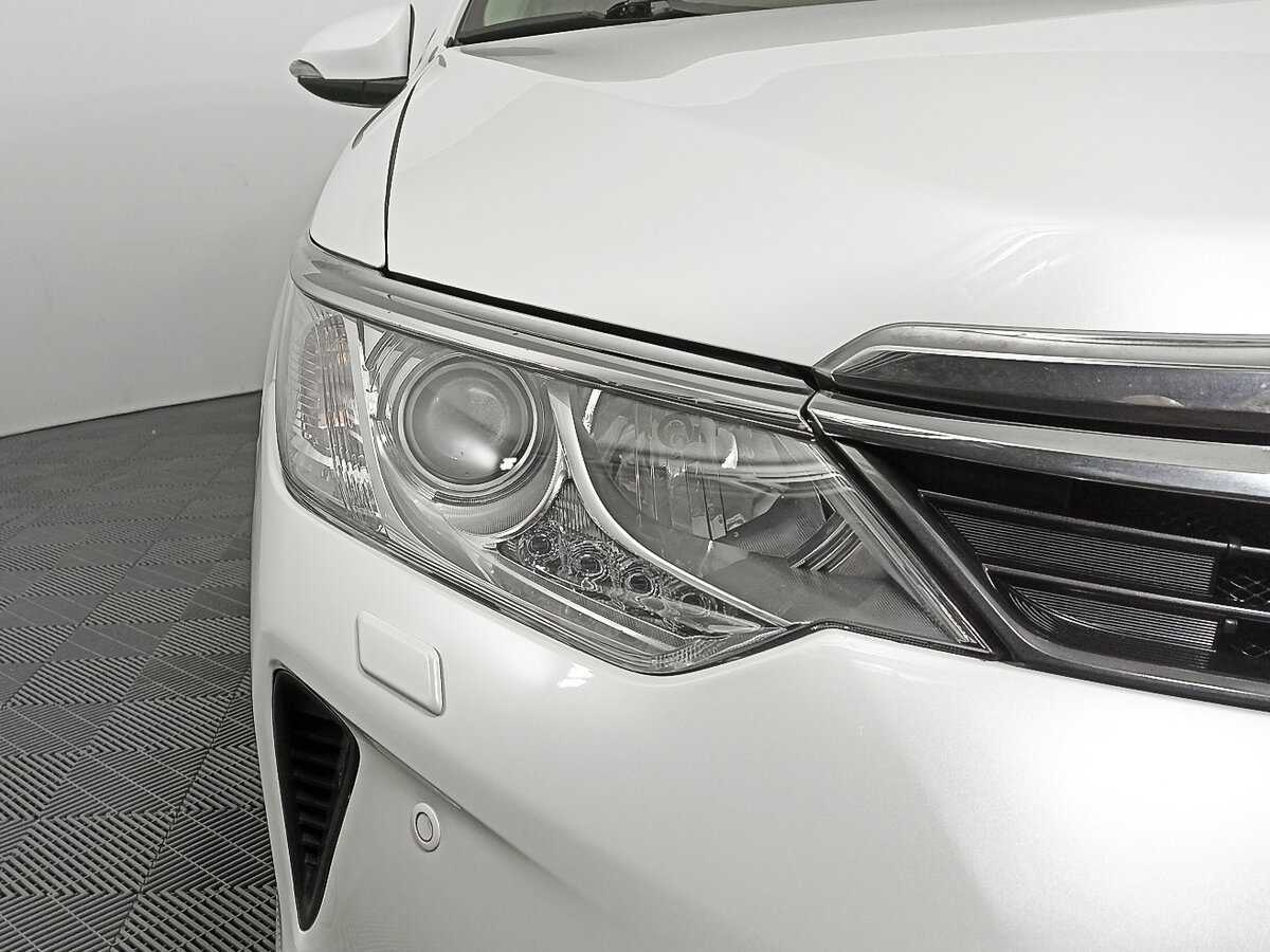 Toyota Camry 2017