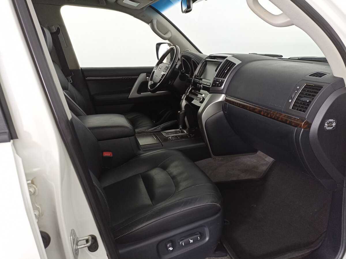 Toyota Land Cruiser 2015