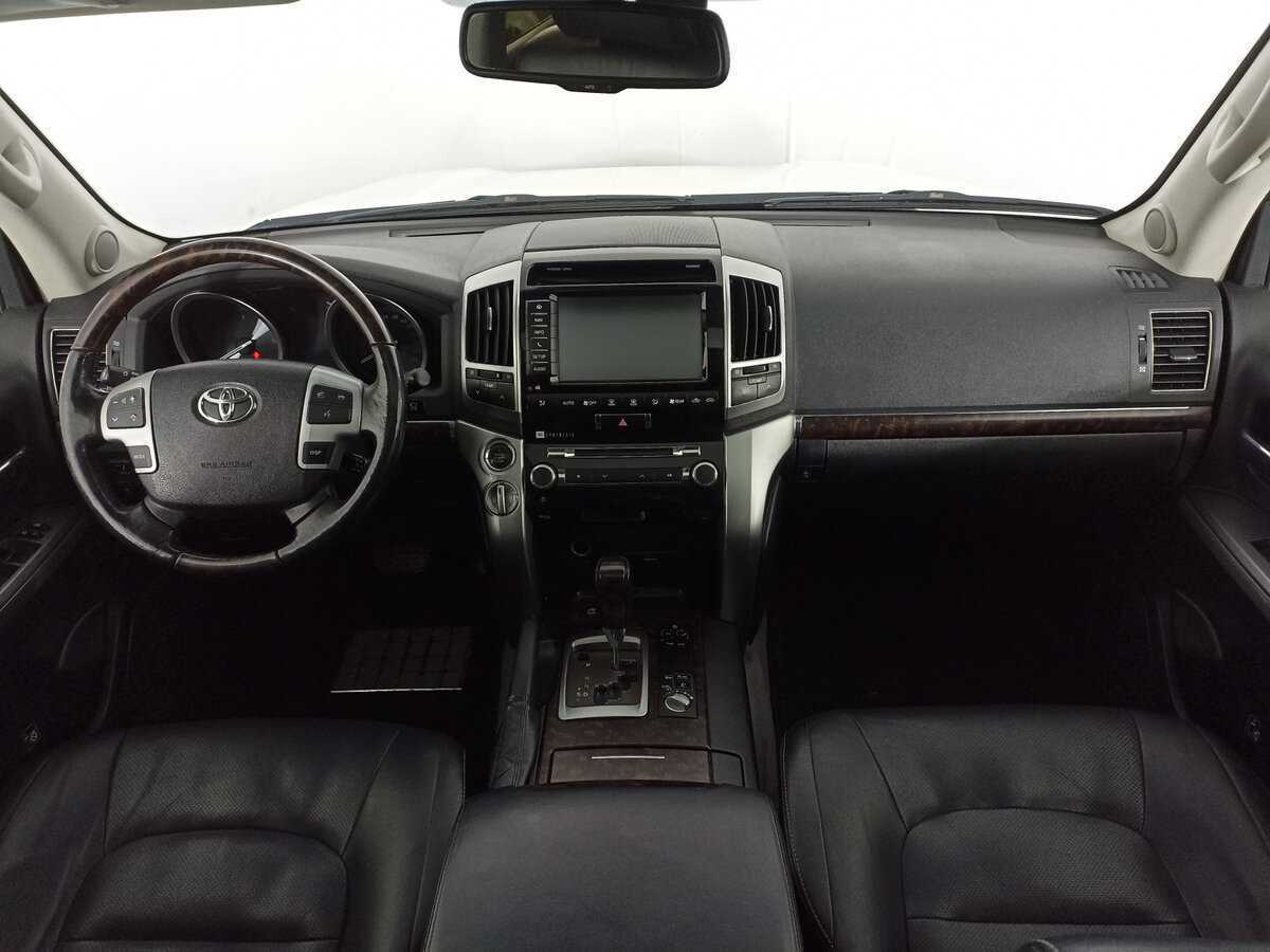 Toyota Land Cruiser 2015
