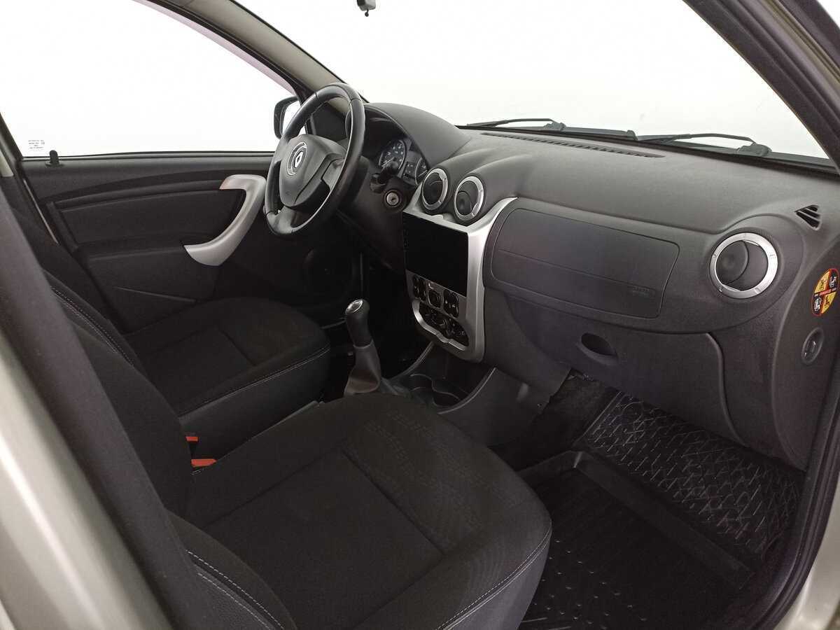 Renault Sandero 2014