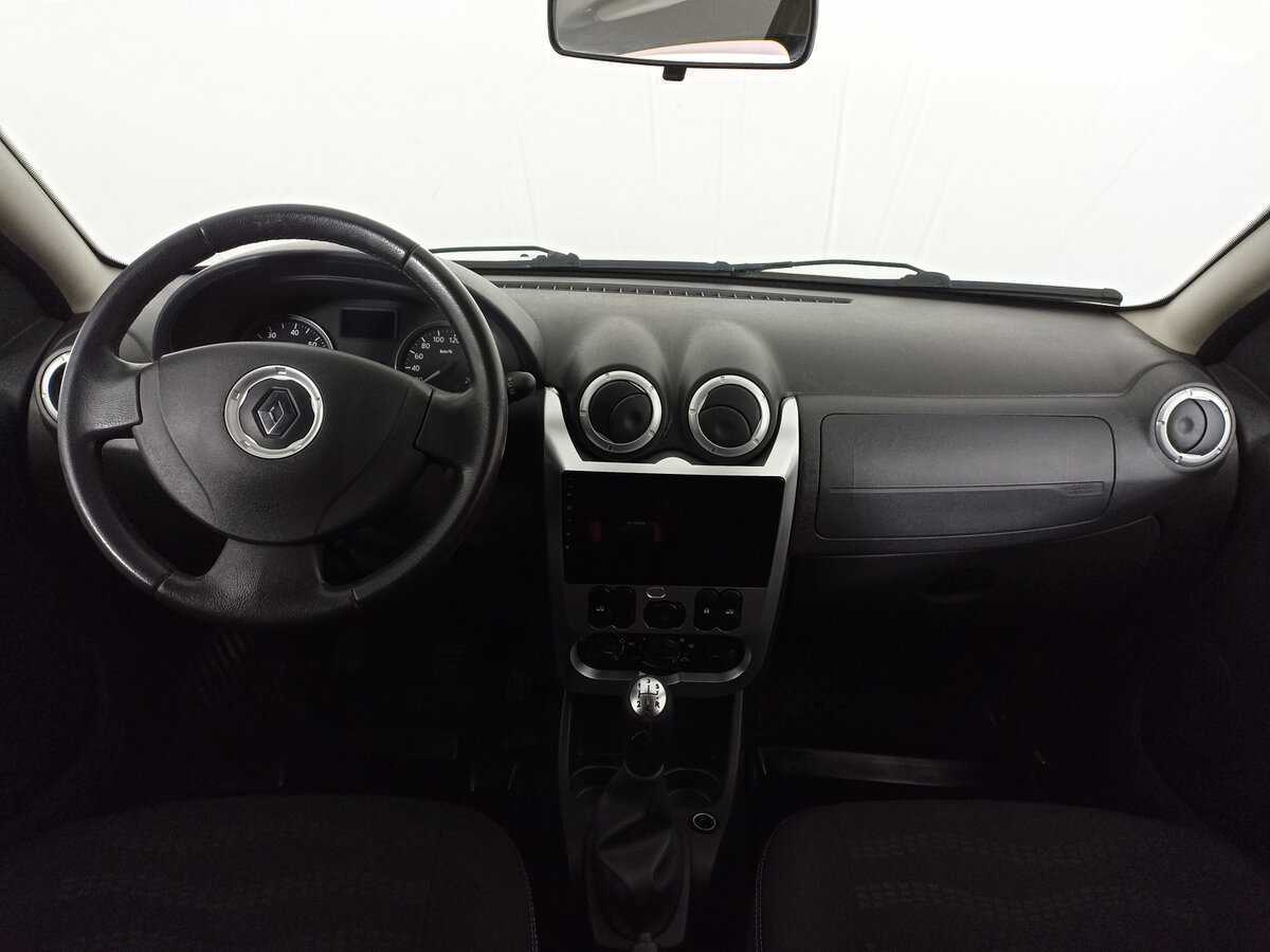 Renault Sandero 2014