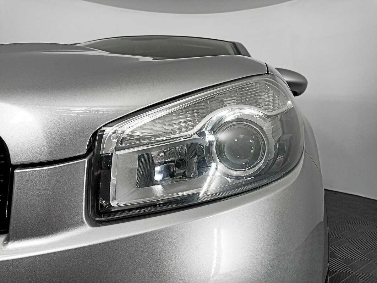 Nissan Qashqai 2012