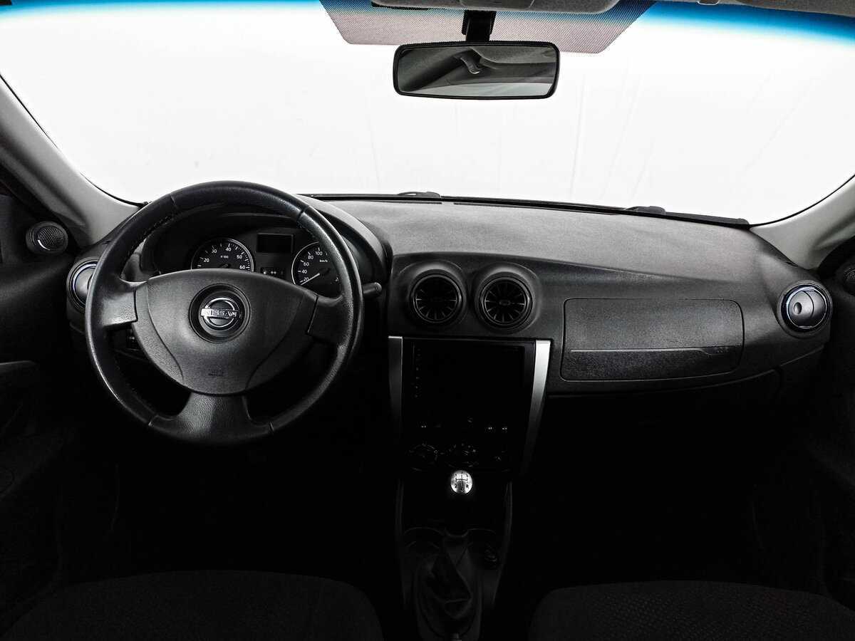 Nissan Almera 2013