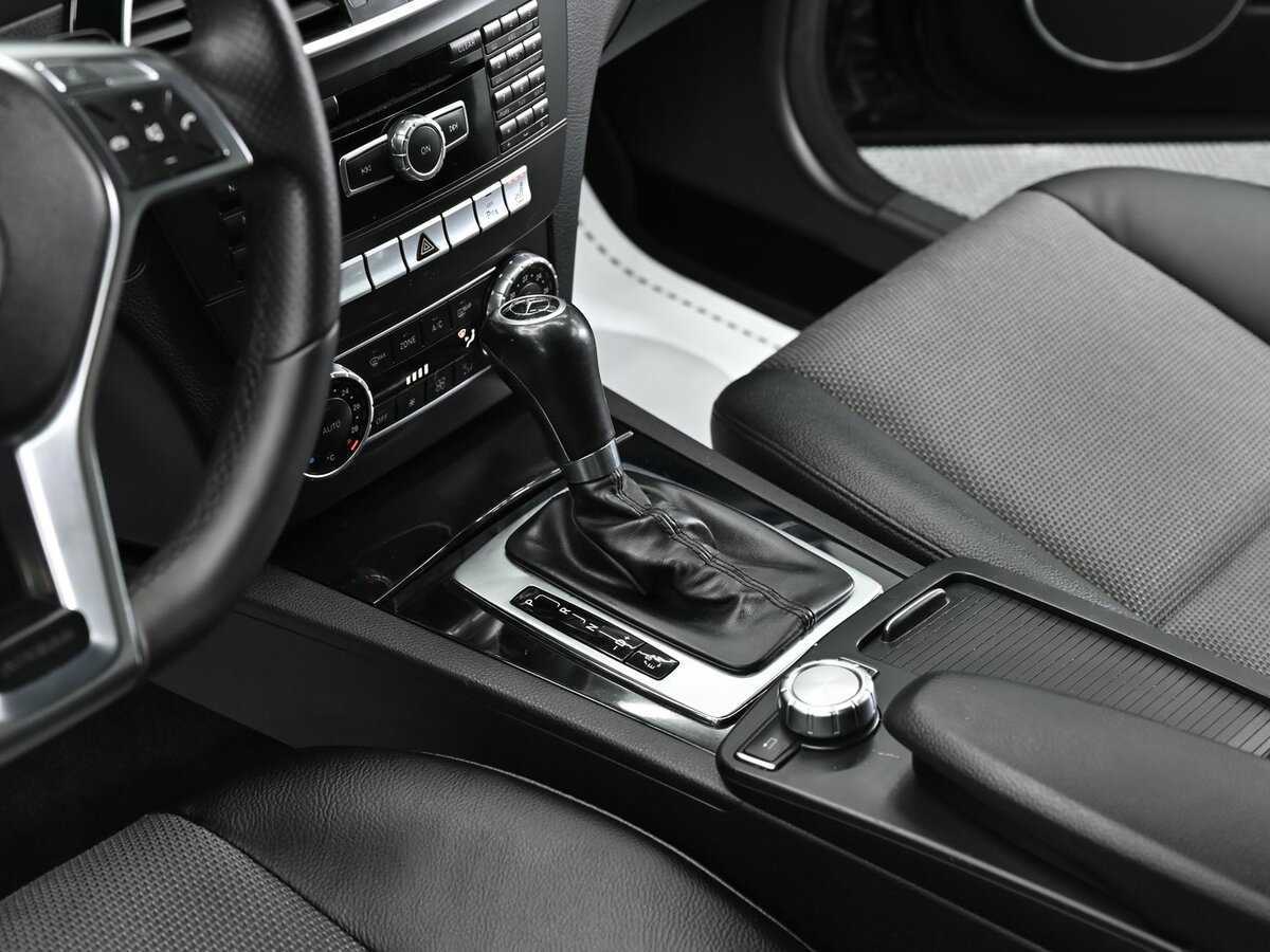 Mercedes-Benz C-Класс 2011