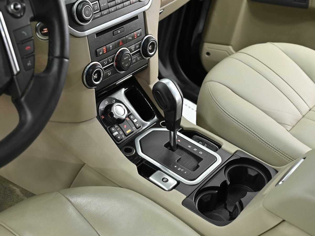 Land Rover Discovery 2010