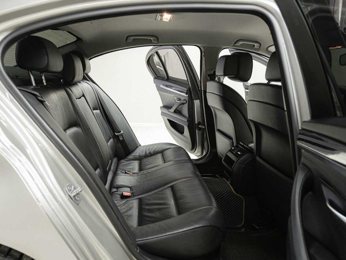 BMW 5 серии 2012