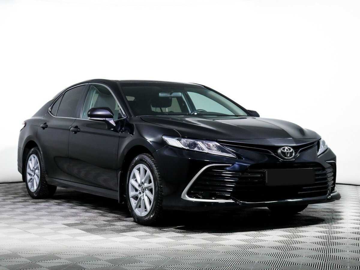 Toyota Camry 2021
