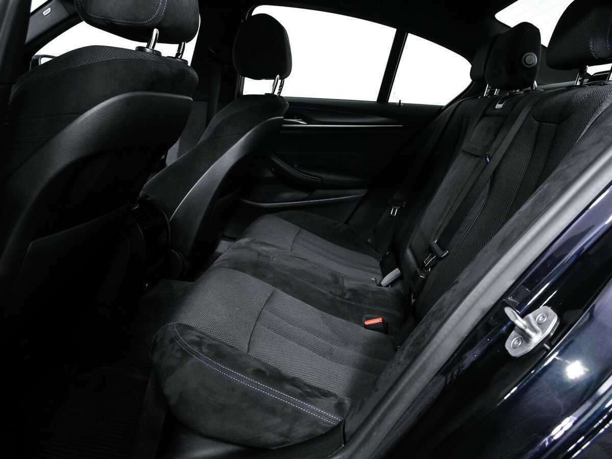 BMW 5 серии 2021