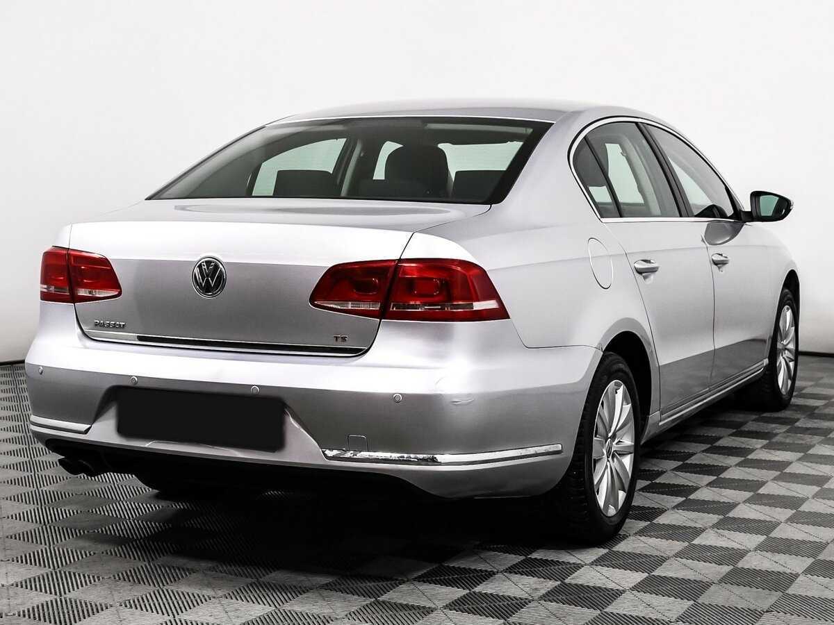 Volkswagen Passat 2011