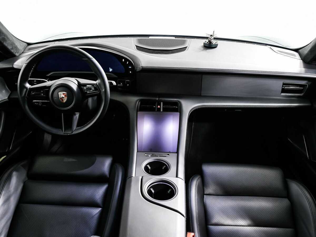 Porsche Taycan 2020