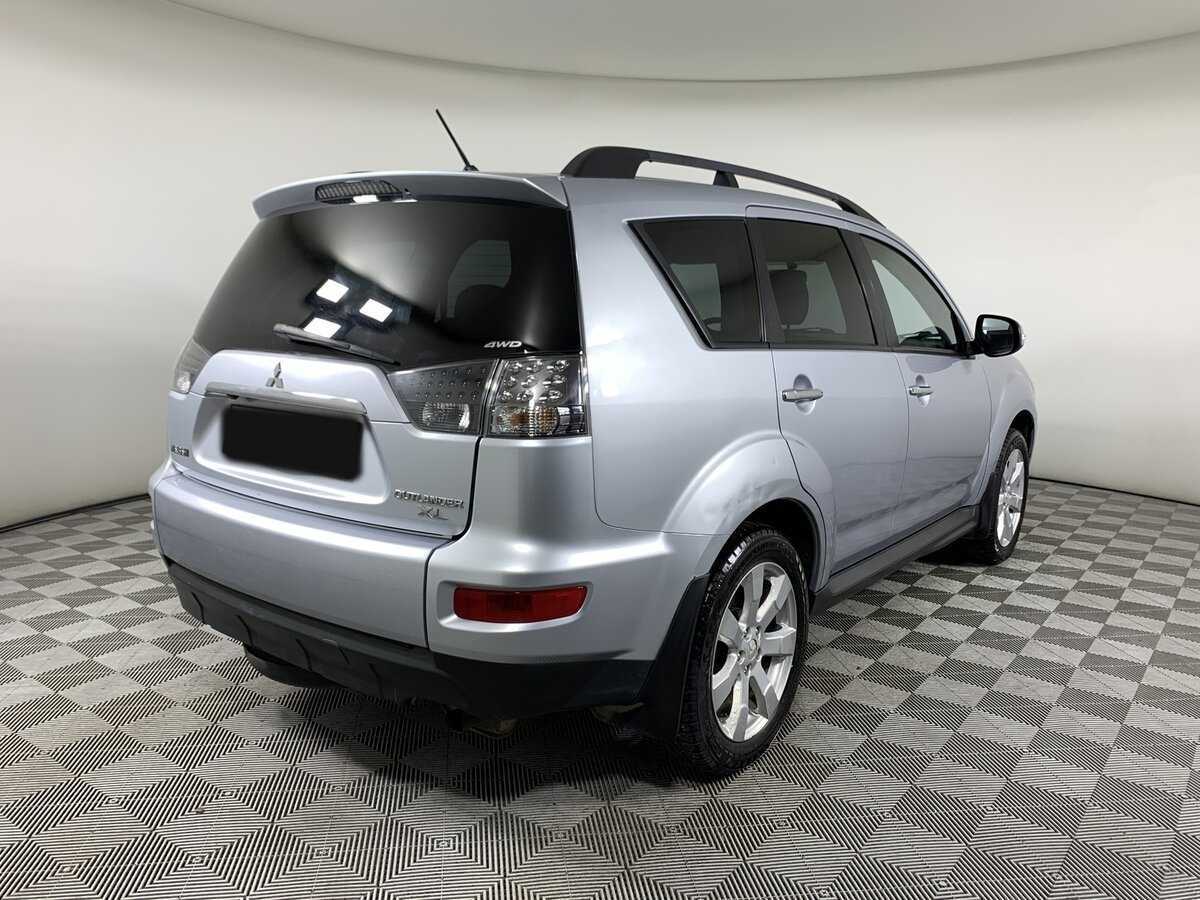 Mitsubishi Outlander 2012