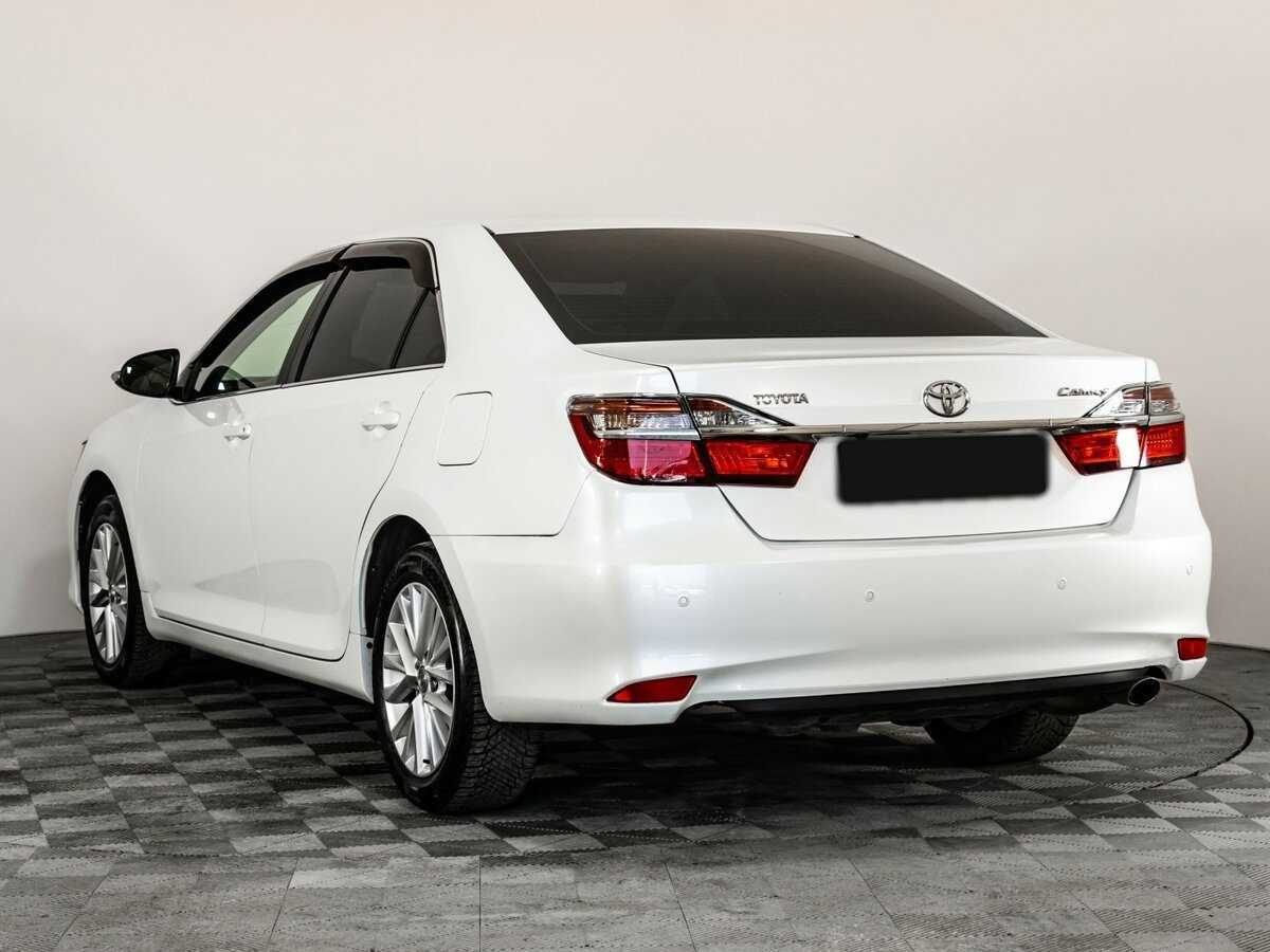 Toyota Camry 2015